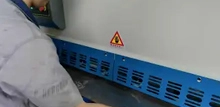 CNC液压摆式剪板机